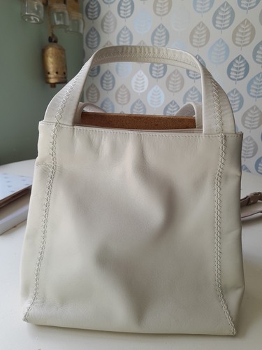 Ladies leather tula handbag - ,