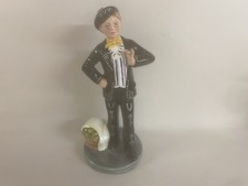 Royal Doulton - Pearly Boy HN