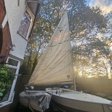 Wayfarer MK 2 Sailing Dinghy with Combi Trailer 16ft