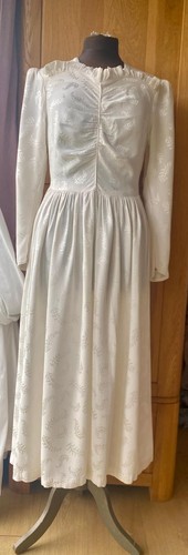 Vintage 1940 wedding dress - vintage,