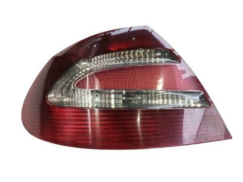 2098200164 left tailgate light - left,