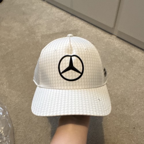 Lewis hamilton mercedes amg - lewis, mercedes-amg