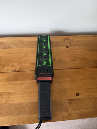 Hand held metal - metal, detector
