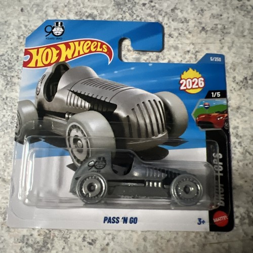 Hotwheels bundle look now - hotwheels,