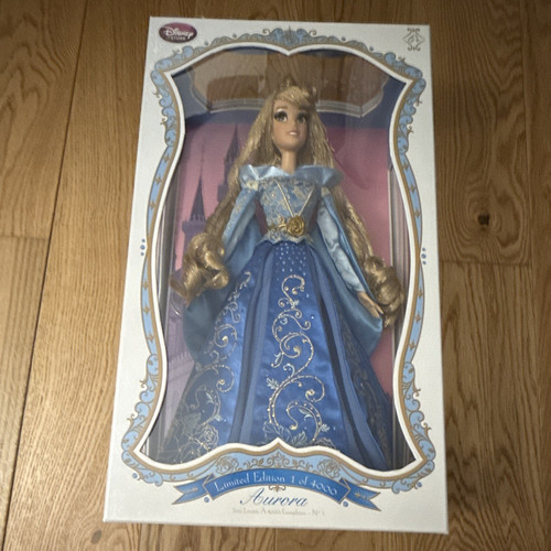 Disney store sleeping - disney,