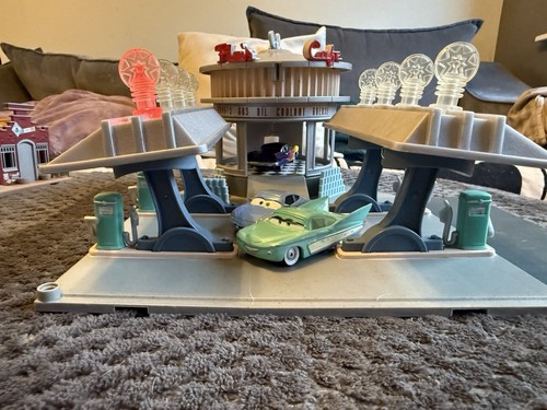 Disney pixar cars playset - playset,