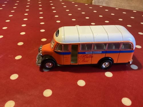 The malta bus die - bus, die-cast
