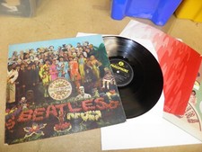THE BEATLES - SGT PEPPERS