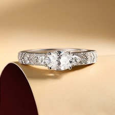 1.1ct Oval & Trillion Cut