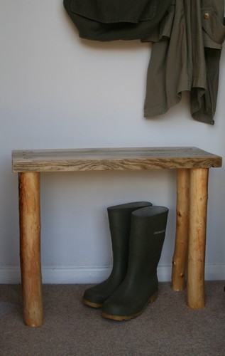 Hand crafted cloakroom - hand, cloakroom/boot