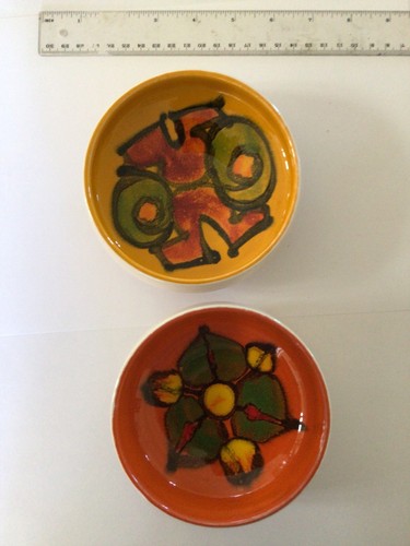 Poole pottery dishes a - poole,
