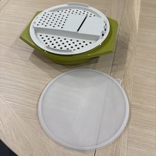 Vintage Tupperware Grater /