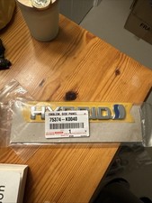 Genuine Toyota Yaris 2020- Wing Emblem 75375-K0040 New