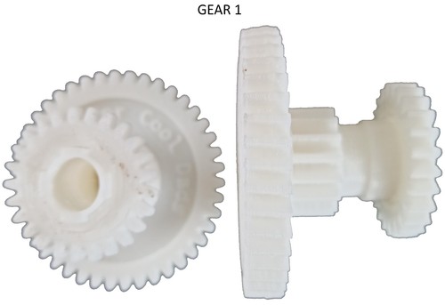 Traveling sprinkler gear - traveling,