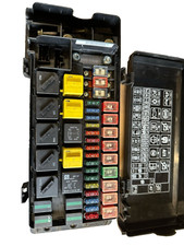 Land Rover Discovery 2 Engine Bay Fuse Box V8 Relays Fuses YQE103800