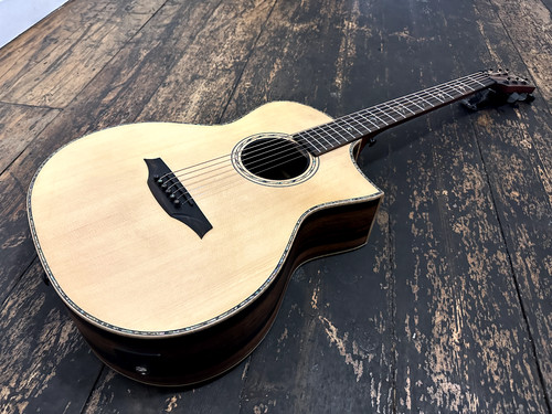Bromo acoustic guitar - guitar, bar5ce