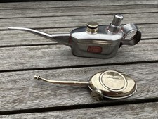 Vintage SUTCLIFFE 1/8th pint oil can + a brass oval shaped oiler (display)