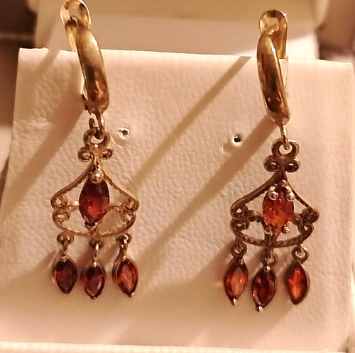 9ct garnet drop earrings - drop,