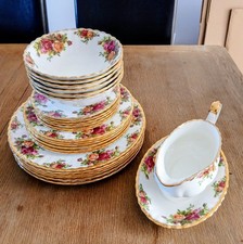 Royal Albert Old Country Roses