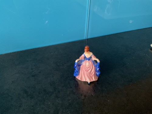 Royal doulton miniature - ,