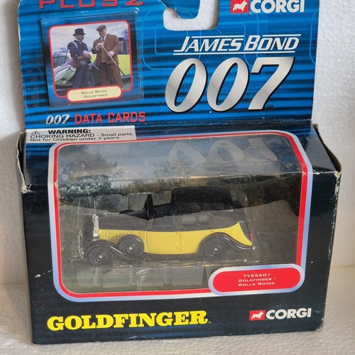 Corgi james bond - bond, car