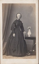 CDV LADY WIDOW'S WEEDS