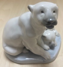Lladro Figurine - Polar Bear and Cubs