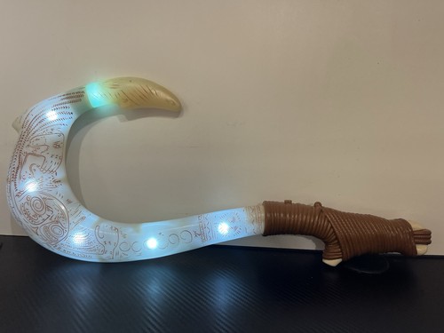 Moana maui fish - fish, hook