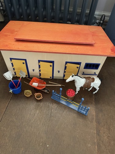 Retired vintage schleich horse - retired,