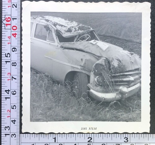 1957 car accident - 1957, scene