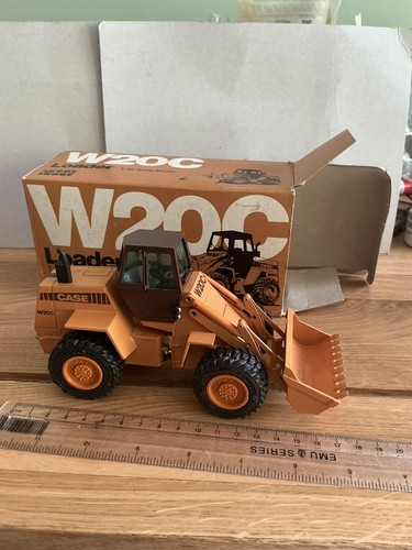 Nzg 214 case w20c - 214, 1:35