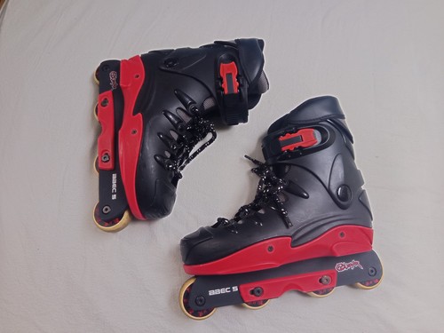 Cougar black red aggressive - cougar,