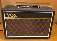 VOX V9106 Guitar & Bass Amp