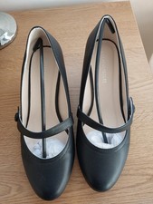 Ladies Black Court Shoes Size 6 E Wide Fit. Worn Once. Good Condition. 5cm heel