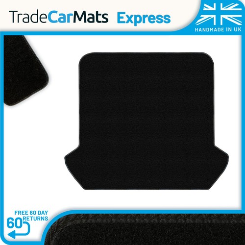 Tailored carpet boot floor - boot,