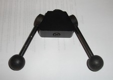 Rifle support bi-pod with