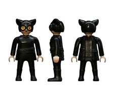 Kinder Egg Playmobil DC Figure