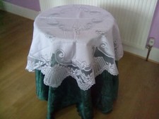 BRAND NEW Lace Tablecloth