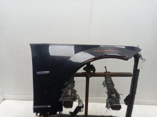 Mercedes class right front - class,