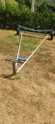 Used dinghy launching - used, trolley