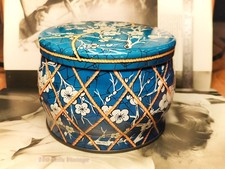 Huntley and Palmers Blue &