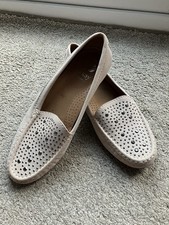 Lisa Kay London Uk 5 Beige