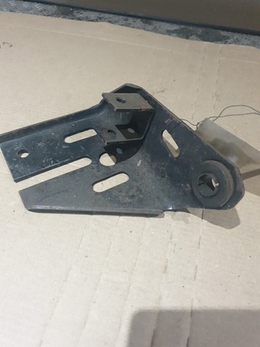 Vauxhall 6382552 bracket - vauxhall, viva