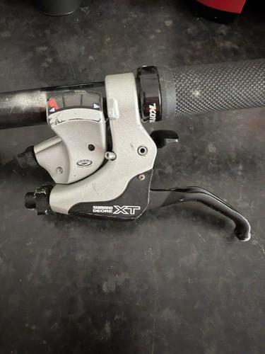 Shimano deore m750 groupset - deore, xt