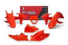 R-TECH ORANGE PLASTIC KIT/6