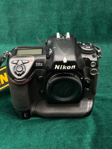 Nikon d2x 4mp digital - nikon,