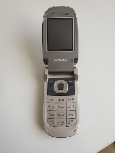 Old nokia flip phone poss - flip, 2760