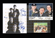 A4 Size Group Signed The Beach