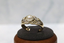9ct Yellow Gold Pearl & Diamond Ring - Size M - UK Hallmark