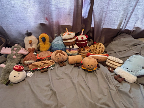 Job lot jellycat plushies - ,
